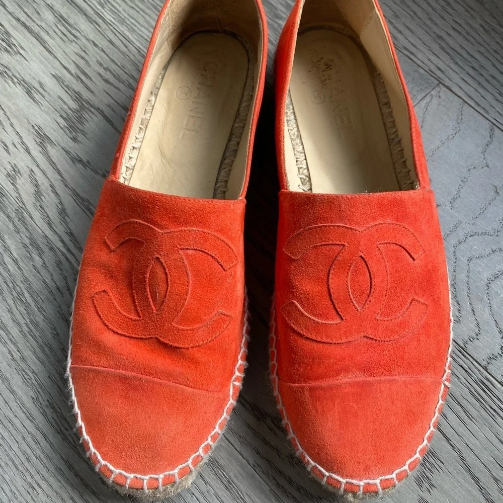 CHANEL Suede CC Espadrilles 38 Orange ICONIC RARE